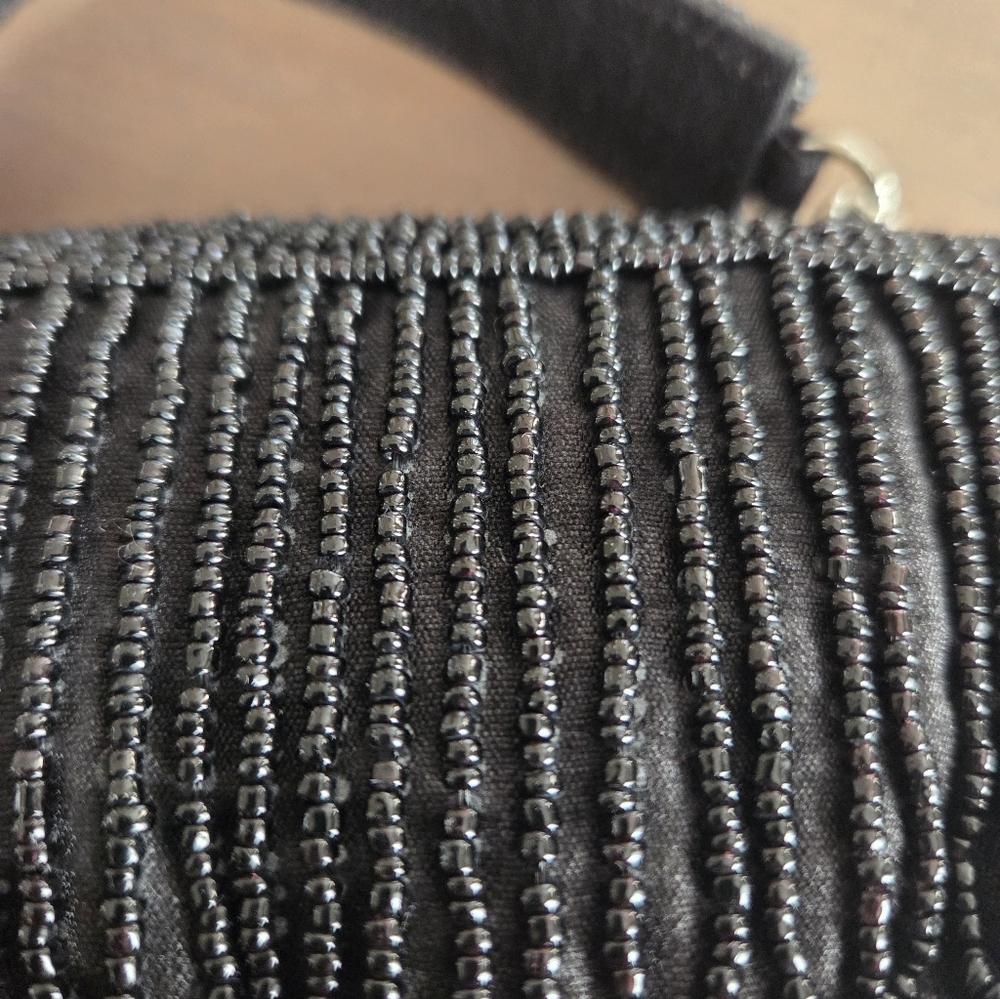 Brand New Beaded Wristlet - Picture 4 of 5